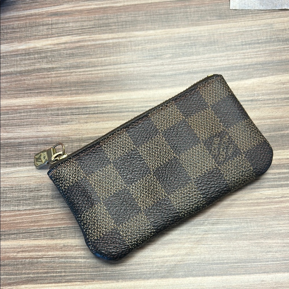 Authentic Louis Vuitton Damier Ebene Key cles pouch